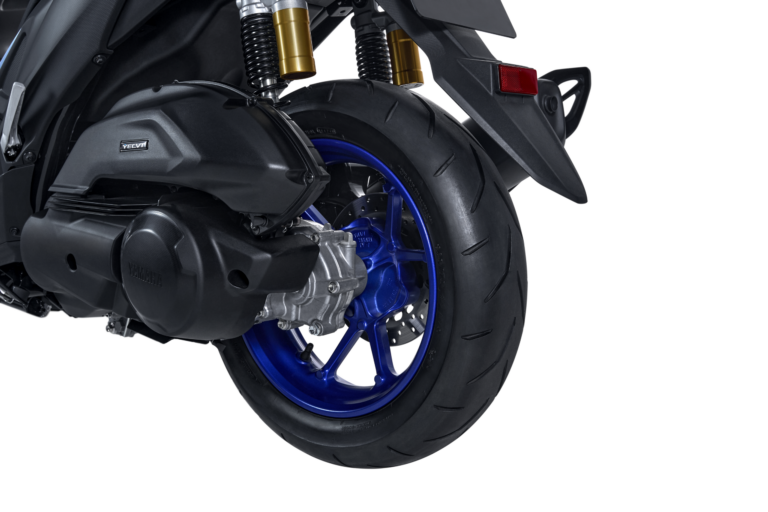 Bánh sau (Lốp không săm)