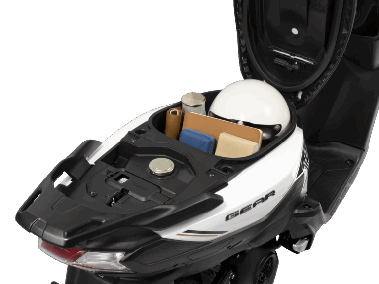 Cốp xe chứa đồ rộng rãi