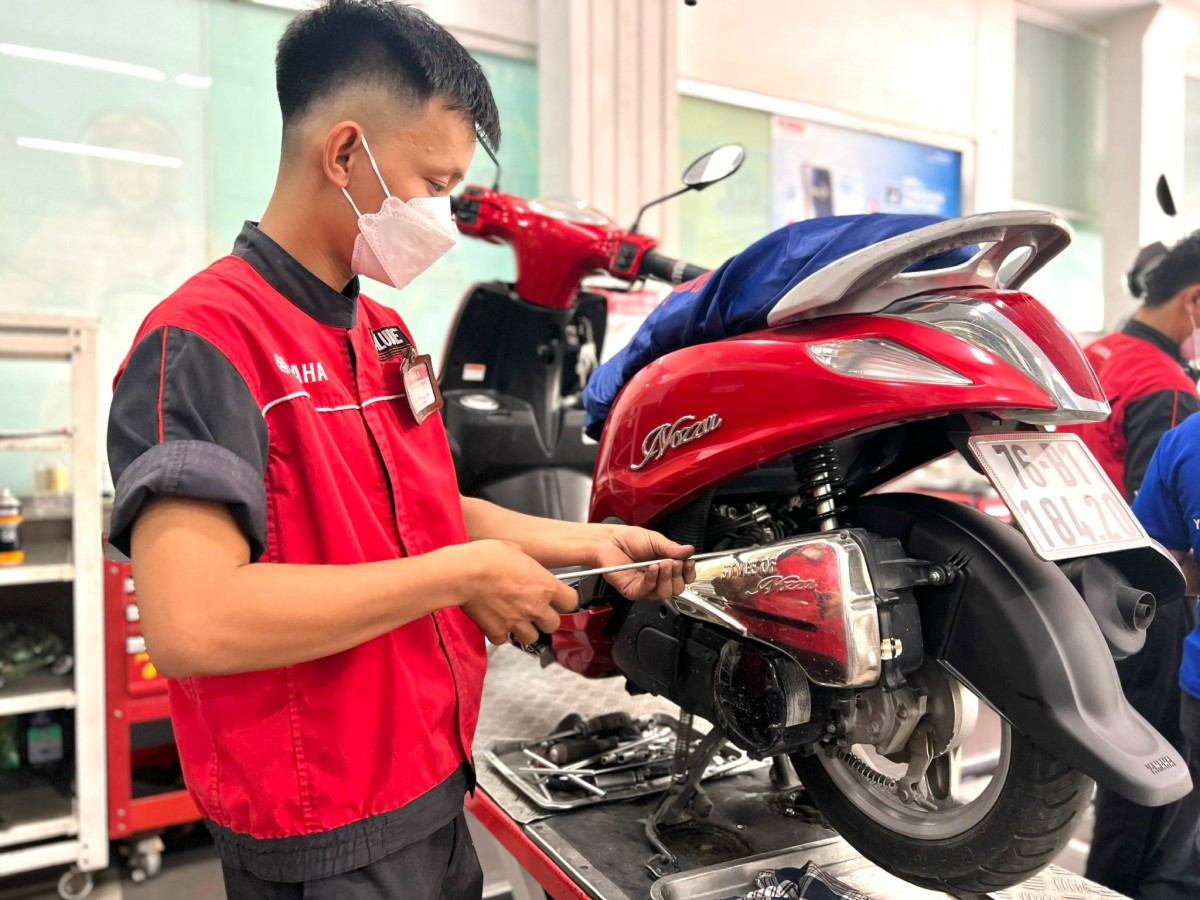 vệ sinh nồi xe tay ga